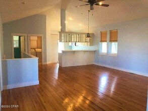 5614 Beach Dr in Panama City Beach, FL - Building Photo - Building Photo