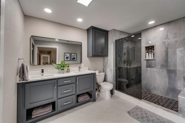 6503 E Mockingbird Ln in Dallas, TX - Building Photo