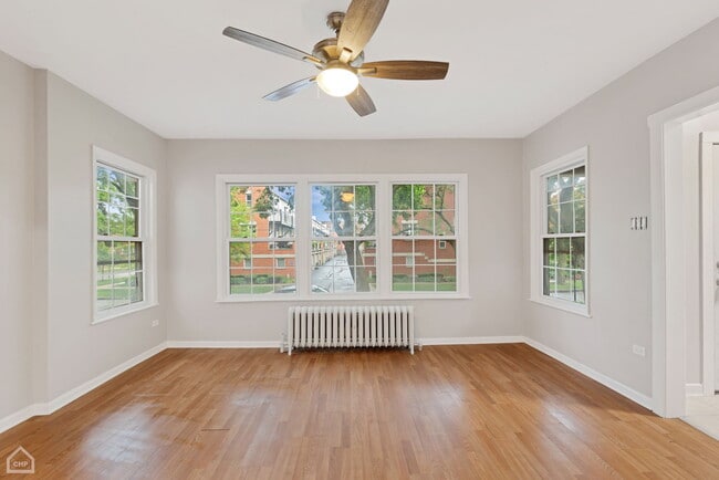 3638 W Cornelia Ave, Unit #1 in Chicago, IL - Building Photo - Building Photo