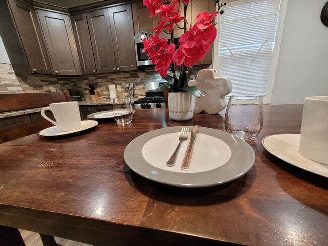 26 Fiore St in Providence, RI - Building Photo - Building Photo