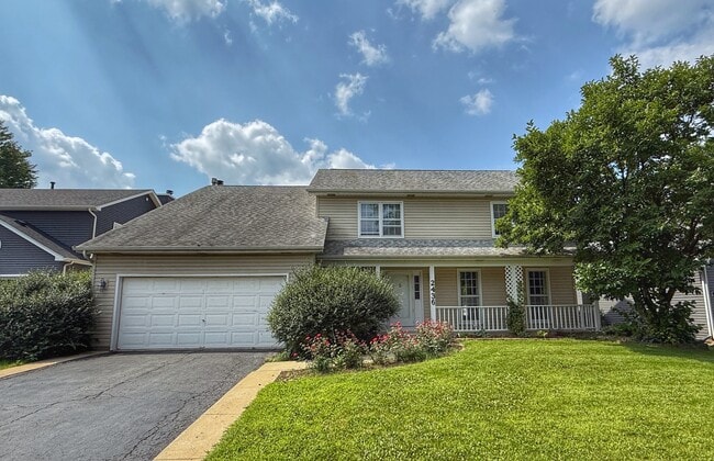property at 2436 Putnam Dr