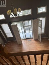 6060 Snowy Owl Crescent in Mississauga, ON - Building Photo - Building Photo