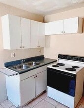 905 W Anderson St in Orlando, FL - Building Photo - Building Photo