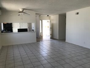 1219 Savona Pl in Pomona, CA - Foto de edificio - Building Photo