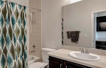 9420 Loggia St in Highlands Ranch, CO - Building Photo - Building Photo