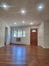 92-26 Winchester Blvd in Queens, NY - Building Photo - Building Photo