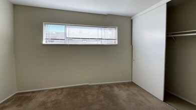 Euclid Apartments LLC. in Oakland, CA - Foto de edificio - Building Photo