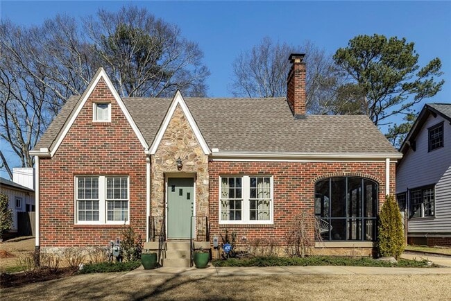 property at 2762 Arbor Ave SE