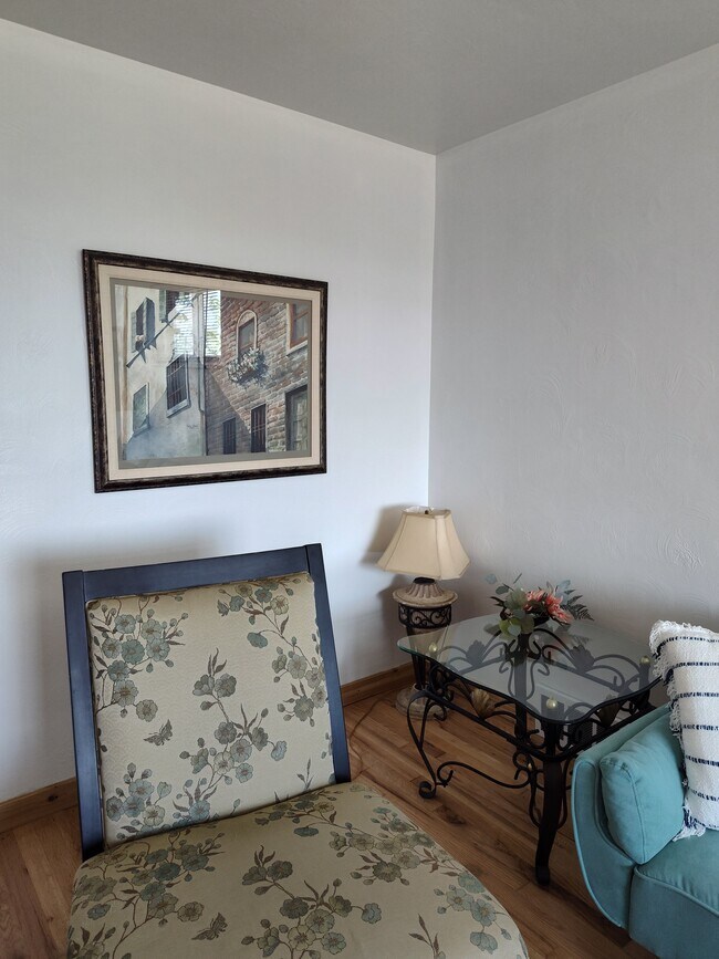 1718 Fallowfield Ave in Pittsburgh, PA - Building Photo - Building Photo