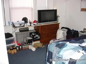 27 Egremont Rd, Unit 2 in Boston, MA - Building Photo - Building Photo