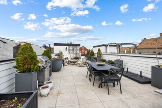 1738 W 17th St in Chicago, IL - Building Photo - Building Photo