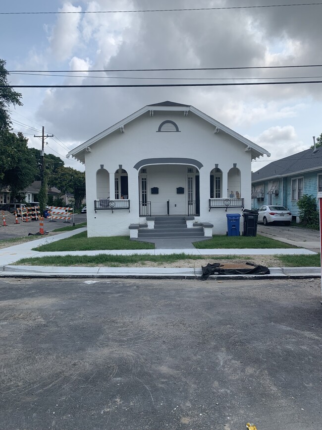 property at 7331 Spruce St