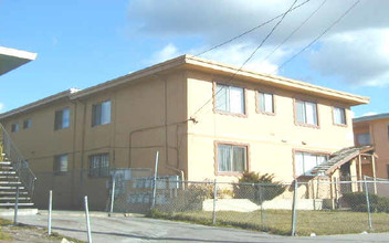 9206 Hillside St in Oakland, CA - Building Photo - Building Photo