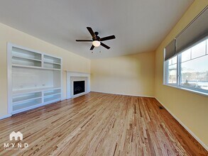 10883 Torreys Peak Way in Peyton, CO - Foto de edificio - Building Photo