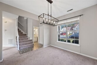 506 Whisper Walk, Unit 505 in Chesapeake, VA - Building Photo - Building Photo