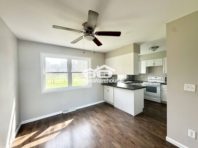 4924 Madison Ave in Des Moines, IA - Building Photo - Building Photo