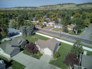 3033 Jonathon Ct-Unit -519 in Billings, MT - Building Photo - Building Photo