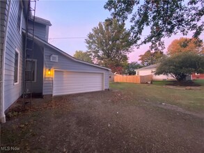 30 S Middle St in Columbiana, OH - Building Photo - Building Photo