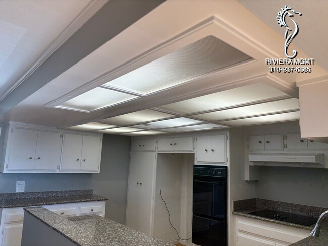 1216 Manhattan Ave in Manhattan Beach, CA - Building Photo - Building Photo