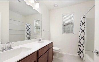 100 Jarbridge Dr in Kyle, TX - Building Photo - Building Photo