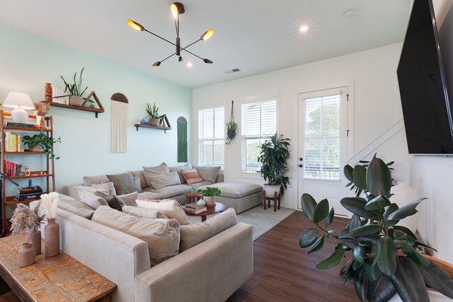1210 Zebrawood Ct SE in Atlanta, GA - Building Photo - Building Photo