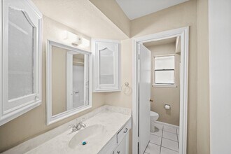 9234 Long Barrel Ln in Houston, TX - Building Photo - Building Photo