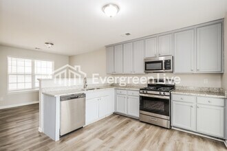 612 Penstock Path in Hampton, GA - Building Photo - Building Photo