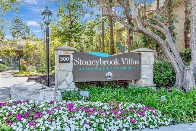 property at 564 N Bellflower Blvd