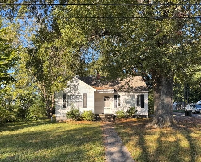 property at 328 Heard St
