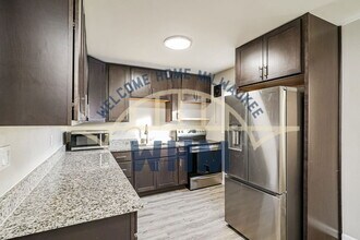 4725 W Wilbur Ave in Milwaukee, WI - Building Photo - Building Photo