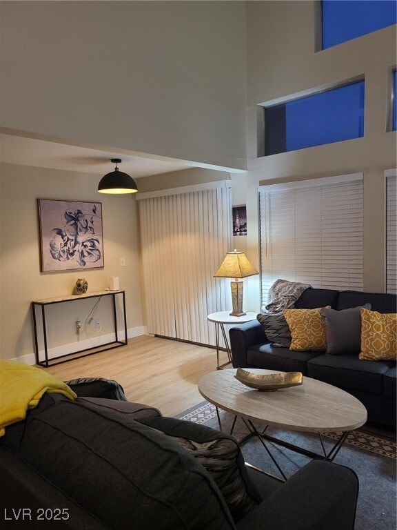 884 Carnival Ave in Las Vegas, NV - Building Photo - Building Photo