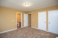 310 Willow Glen Dr photo'