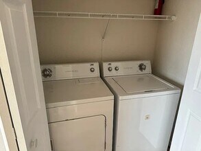 1007 S Sheridan St, Unit B in Kirksville, MO - Building Photo - Building Photo