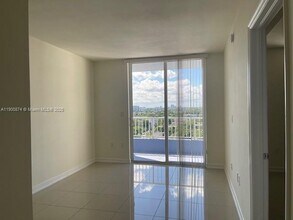 420 SW 12th Ave in Miami, FL - Building Photo - Building Photo