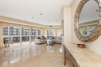 9601 Collins Ave in Bal Harbour, FL - Building Photo - Building Photo