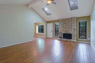 3510 Oak Creek Dr in Austin, TX - Building Photo - Building Photo