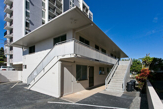 730 Alder St in Honolulu, HI - Building Photo - Building Photo