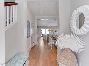 477 3rd Ave S in Naples, FL - Building Photo - Building Photo