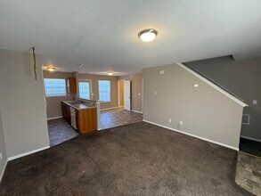 4503 Rice Rd in Columbia, MO - Foto de edificio - Building Photo