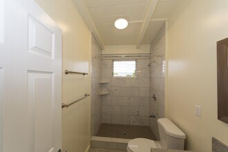 723 Hoomalimali St in Pearl City, HI - Building Photo - Building Photo