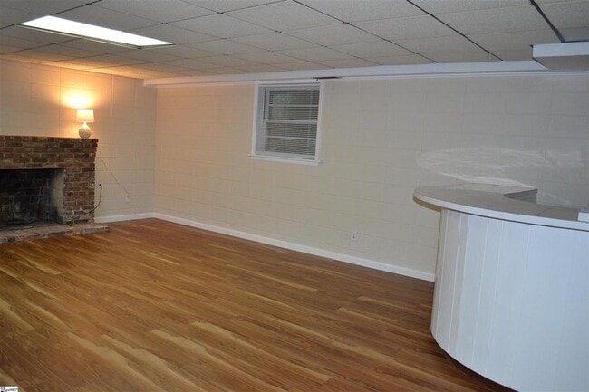 property at 40 Lanneau Dr