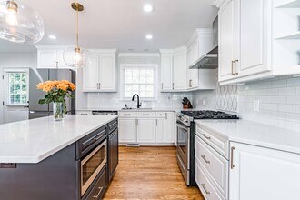 2421 New Bern Ave in Raleigh, NC - Building Photo - Building Photo