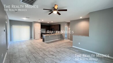 2695 Tepee Ave SE in Palm Bay, FL - Building Photo - Building Photo