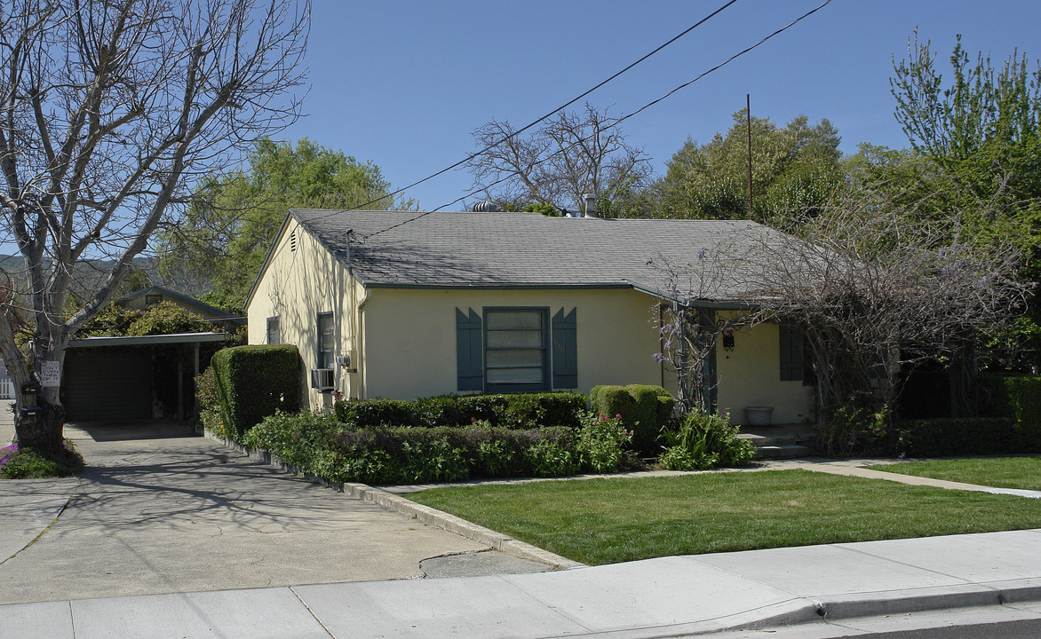 948-950 Division St in Pleasanton, CA - Building Photo