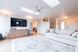 4001 Skyline Ct in Farmington, NM - Building Photo - Building Photo