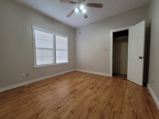 104 N Greenleaf St in Brownwood, TX - Building Photo - Building Photo