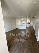 451 N Park St in Visalia, CA - Building Photo - Building Photo