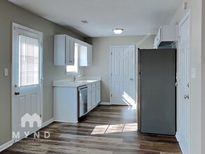 89 Connie Dr in Dallas, GA - Foto de edificio - Building Photo