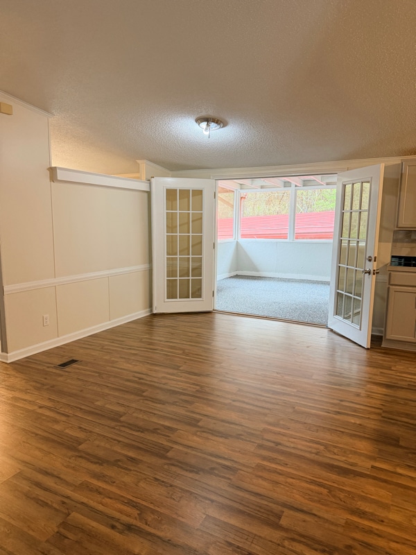 411 Brogden St in Dudley, NC - Foto de edificio - Building Photo