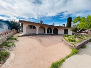 805 Chile Pl in El Paso, TX - Building Photo - Building Photo